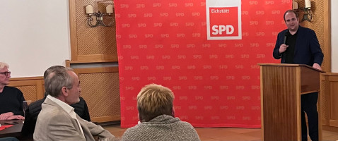 Sebastian Roloff am Rednerpult