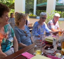 Im Biergarten des Naturfreunde Hauses in Wellheim-Aicha 3